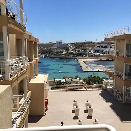 Ocean Drive Terrace * St. Paul's Bay